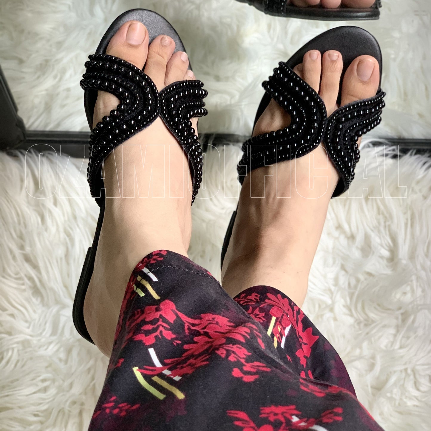 LUSH TREAD BLACK