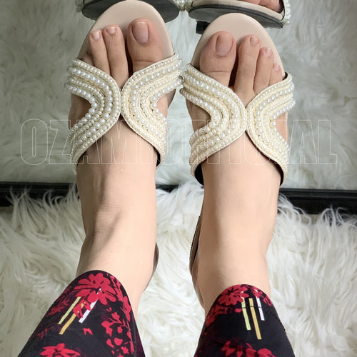 LUSH TREAD