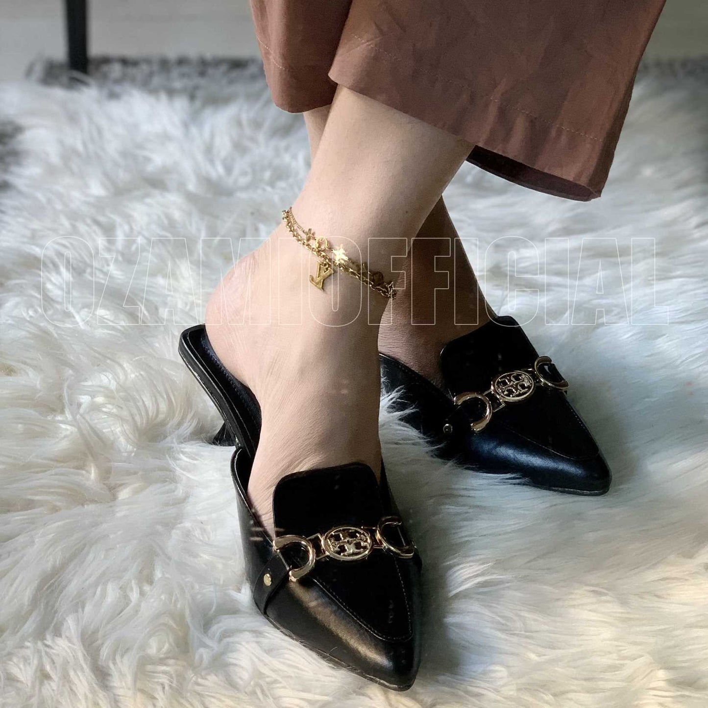 ROYAL BLACK