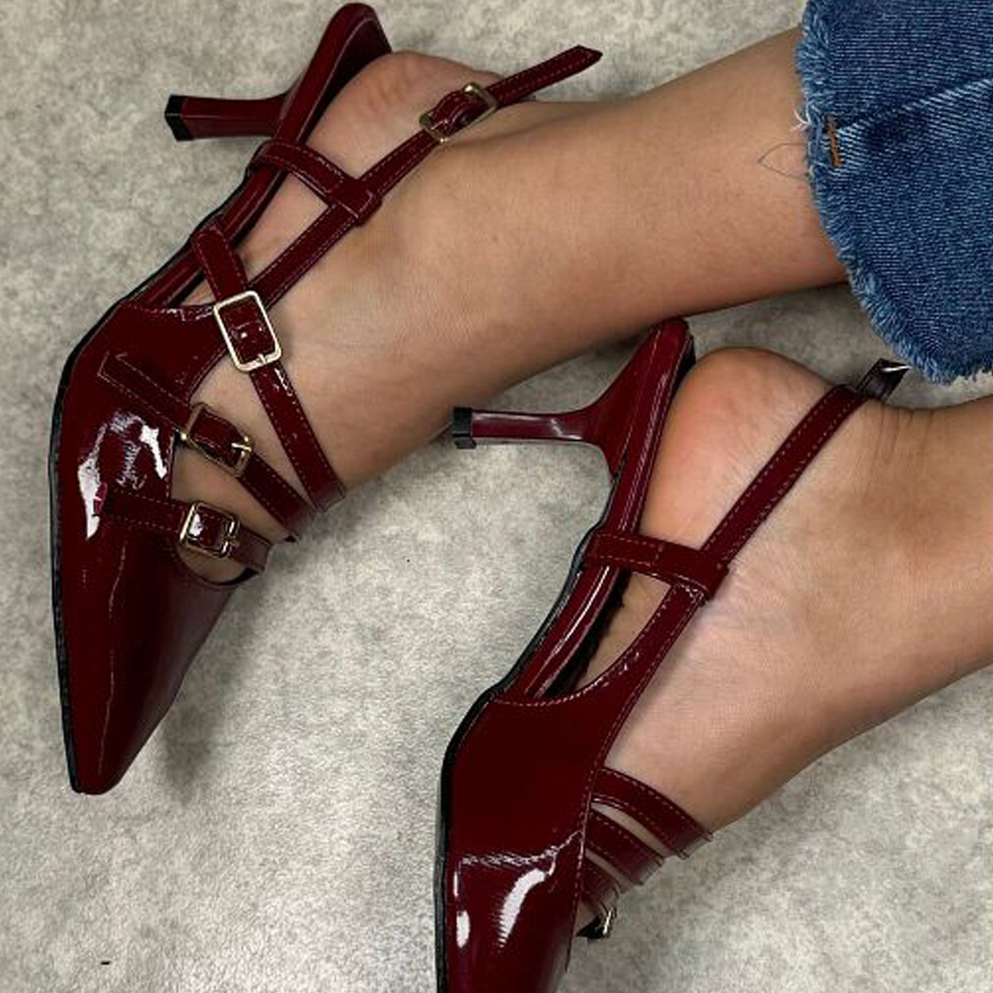 GLOSSY BELTED